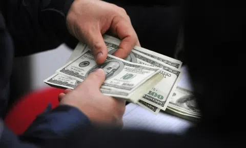 Giá USD cao kỷ lục
