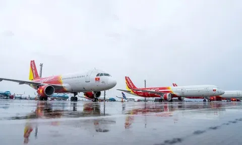 Nhiều chuyến bay quốc tế điều chỉnh lịch khai thác vì bão số 2