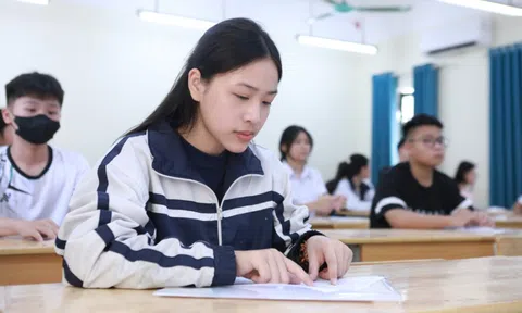 Lý giải việc nhiều trường THPT ở Hà Nội 10 điểm đã trúng tuyển