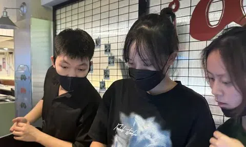 Chợ xưa, hóa đơn mới: Tiểu thương tập quen bấm máy thay ghi tay