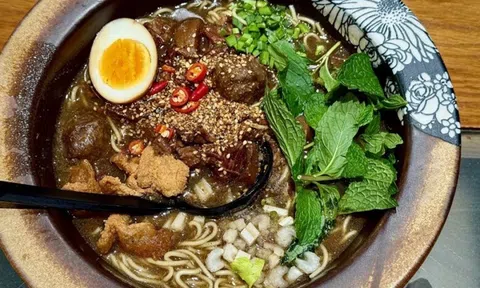 Loại rau giàu canxi gấp đôi sữa, mát lạnh tức thì khi ăn, hè này không ăn là uổng phí, chợ Việt rất sẵn lại rẻ