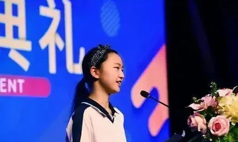 Nữ sinh thi đại học đạt điểm tuyệt đối 3 môn nhưng từ chối trường top 1 chỉ với 5 từ khiến ai nghe cũng phải "tròn mắt"