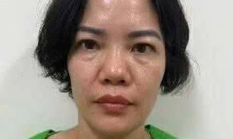 Tạm giữ nhóm "cò mồi" tại cổng Bệnh viện phụ sản Trung ương