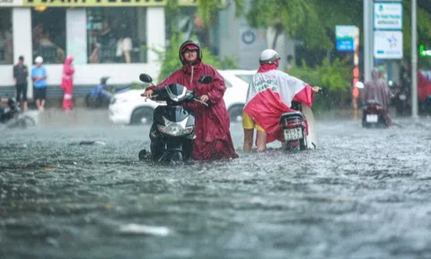 Áp thấp nhiệt đới đang mạnh thêm, miền Bắc sắp mưa to 5 ngày liên tiếp
