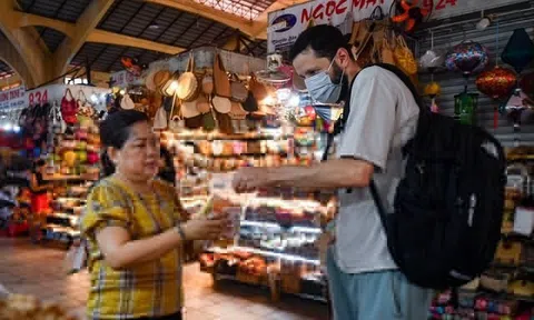 Đề xuất lộ trình chuyển đổi từ thuế khoán sang kê khai
