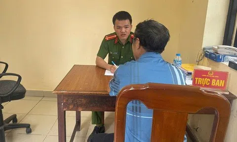 Người đàn ông được yêu cầu chuyển khoản 230 triệu đồng mua 20 can hóa chất: Vài giờ sau bị mời lên công an xã làm việc