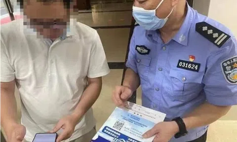 Mua hàng online bị lừa chuyển khoản hơn 254 triệu đồng, người đàn ông “cầu cứu” cảnh sát rồi bị bắt luôn: Tưởng là nạn nhân, hoá ra là kẻ phạm pháp