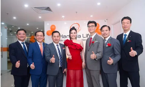 Hoa hậu Phan Kim Oanh công bố hợp tác đối tác với Hanwha Life Việt Nam