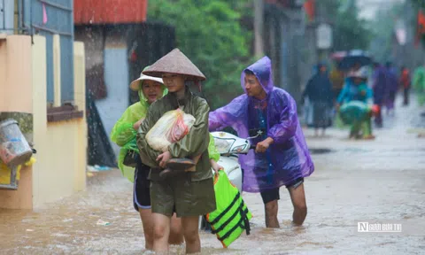 Hà Nội chuẩn bị phương án di dời dân, cứu hộ 24/24 ứng phó bão số 3