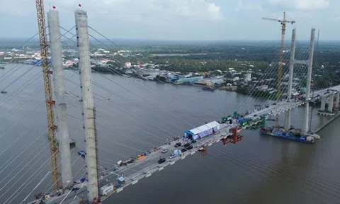 Dự án giao thông đua nhau về đích