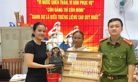 Hành động đẹp giữa đời thường của người phụ nữ bán vé số