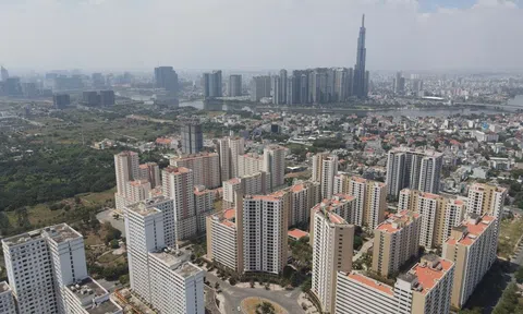 Người mua khó tiếp cận vì BĐS thiếu hụt nguồn cung, neo giá cao