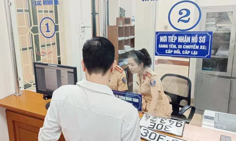Chuyển nhượng biển ô tô số đẹp phải nộp thuế thu nhập cá nhân?