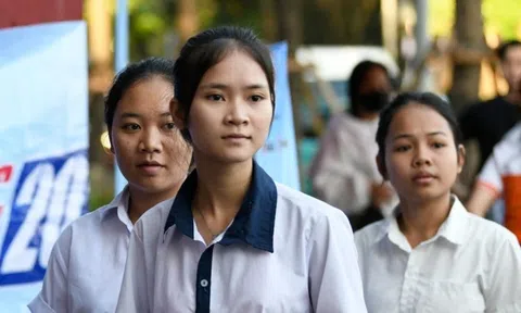 Điểm sàn ngành hot 'tụt dốc'
