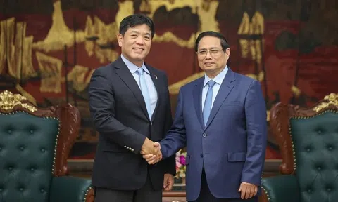 Gặp Tập đoàn tạo gần 100.000 việc làm ở VN, Thủ tướng đề nghị triển khai siêu dự án 4,2 tỷ USD tại Hà Nội