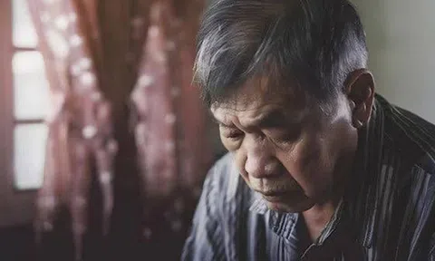 Tiết kiệm được 10 cây vàng, gặp các con lại nói đã bán hết: Ngay trong đêm, tôi sững sờ với tin nhắn từ con dâu mà cả đời khó quên