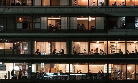 Phụ huynh nên biết: 5 ngành học đang được AI "chống lưng", ra trường là có việc