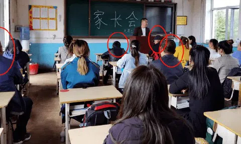 Giáo viên 25 năm phán: Không tâm linh nhưng nhìn bóng lưng cha mẹ có thể thấu tương lai của con