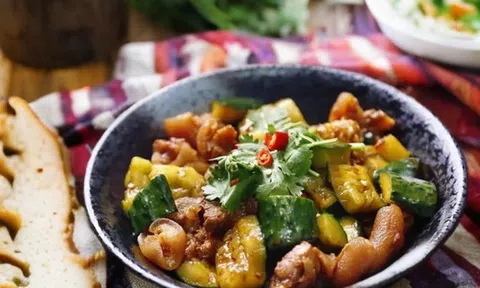 Dưa chuột trộn cùng nguyên liệu này 99% mọi người chưa thử nhưng khi làm rồi càng ăn càng ghiền lại đẹp da