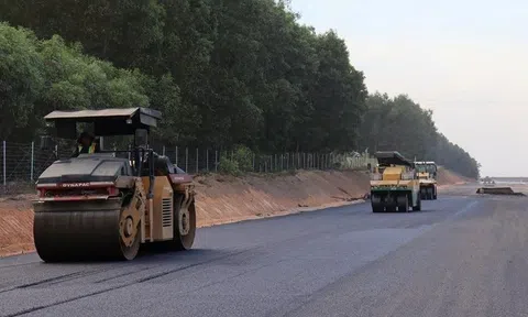 Sản lượng thi công đạt hơn 66.500 tỷ đồng trong 6 tháng, Việt Nam sẽ có 2.476 km đường bộ cao tốc vào dịp 19/8