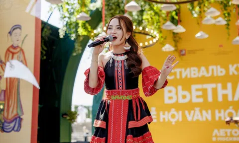Giới trẻ Việt mang “sắc màu quê hương” với những bài ca, điệu múa đến thủ đô Matxcơva
