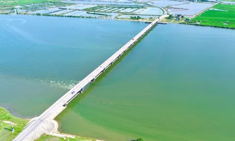 Vì sao Huế điều chỉnh thời gian sửa chữa đập ngăn mặn giữ ngọt lớn nhất Đông Nam Á?