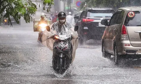 Ngày mai, miền Bắc mưa to đến rất to, chấm dứt nắng nóng