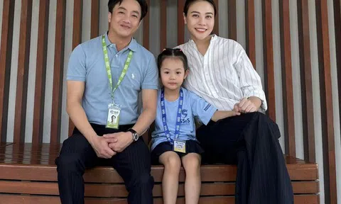 Con gái Cường Đô La – Đàm Thu Trang nhập học trường quốc tế danh tiếng hàng đầu tại TP.HCM, được bố mẹ tháp tùng trong ngày đầu tiên