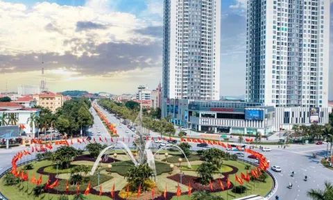 Trước thềm đón dòng vốn gần 7 tỷ USD vào ngày mai, địa phương 'sát vách' Hà Nội đang có tình hình kinh tế phát triển ra sao?