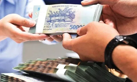 Bộ Nội vụ đề xuất xếp lương với người được tuyển dụng vào công chức