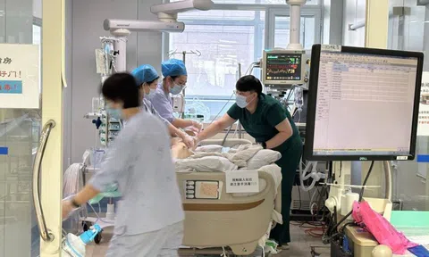 Người đàn ông bất ngờ bị đột quỵ ở tuổi 30: Bác sĩ nói thẳng "thói quen này phá hủy mạch máu”