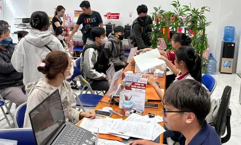 Bất ngờ với thí sinh đăng ký hơn 230 nguyện vọng, chọn trường khắp cả nước