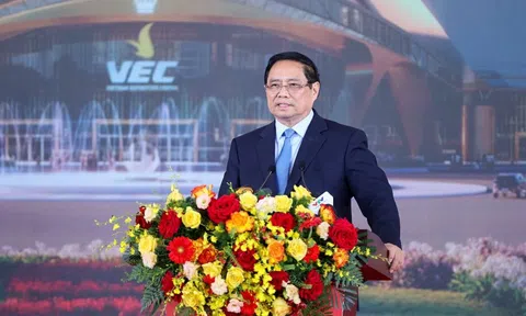 Thủ tướng: Việt Nam tự tin làm những công trình thế kỷ