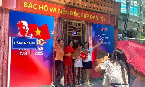 Trải nghiệm lịch sử bằng công nghệ