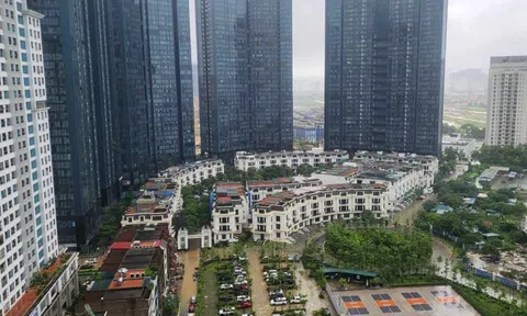 Nhà triệu USD cứ mưa là ngập, vì sao giá không ngừng tăng?