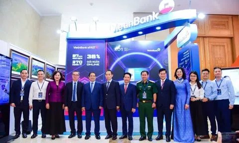 VietinBank vươn mình cùng đất nước