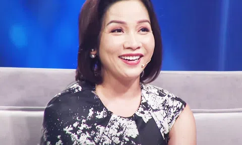 Mỹ Linh hỏi con gái có từng giấu mẹ chuyện gì không nhưng chính cô lại lộ bí mật quá khứ khiến khán giả cười chảy nước mắt