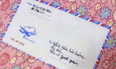 Xin tiền nộp "bảo hiểm thân thể", học sinh lớp 2 viết sai 1 từ khiến cô giáo đứng hình: Mở phong bì mà tim đập thình thịch