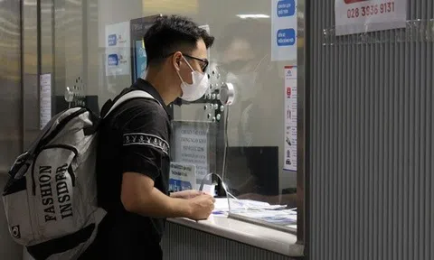 Vì sao 4 ga của metro Bến Thành - Suối Tiên ngừng bán vé giấy từ ngày 15-9?