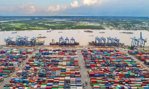 Địa phương duy nhất Việt Nam sở hữu 2 cảng biển lọt top 30 bận rộn nhất thế giới