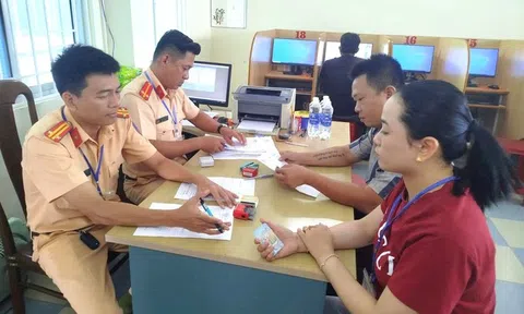 Vượt khó để phục vụ nhân dân trong công tác sát hạch, cấp giấy phép lái xe tại Đà Nẵng