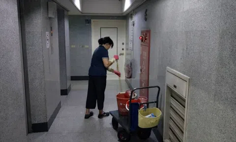Cơn sốt ứng tuyển vào làm nhân viên vệ sinh tại một siêu thị: 132.000 người đăng ký, hệ thống nộp đơn tắc nghẽn, tỷ lệ đỗ chỉ 0,7%