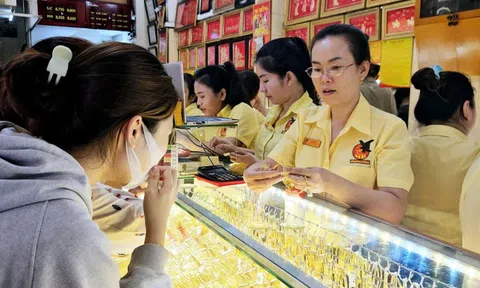 Đề xuất bán từ 1 lượng vàng trở lên mới phải nộp thuế