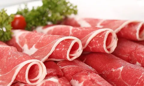'Hô biến' 14 tấn thịt trâu kém chất lượng thành thịt bò Nhật WAGYU