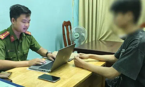 Nam sinh bị "ép buộc" thuê nhà nghỉ để làm việc, chị gái thấy liền báo công an