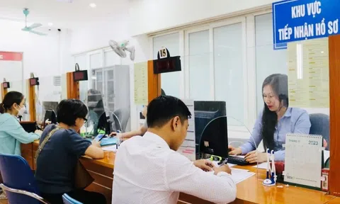Người lao động thất nghiệp được hưởng trợ cấp gấp 5 lần lương tối thiếu