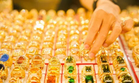 Giá vàng trong nước giảm sâu