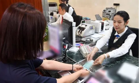 Bố chồng mất, con dâu đi rút tiền thừa kế: Câu nói của nhân viên ngân hàng khiến người phụ nữ sốc