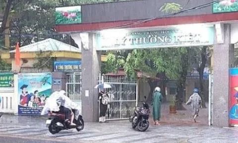 Học sinh toàn TP Đà Nẵng nghỉ học từ chiều 22/10