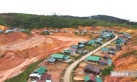 Người dân khu tái định cư ở Lâm Đồng thấp thỏm giữa sườn đồi dốc liên tục sạt lở